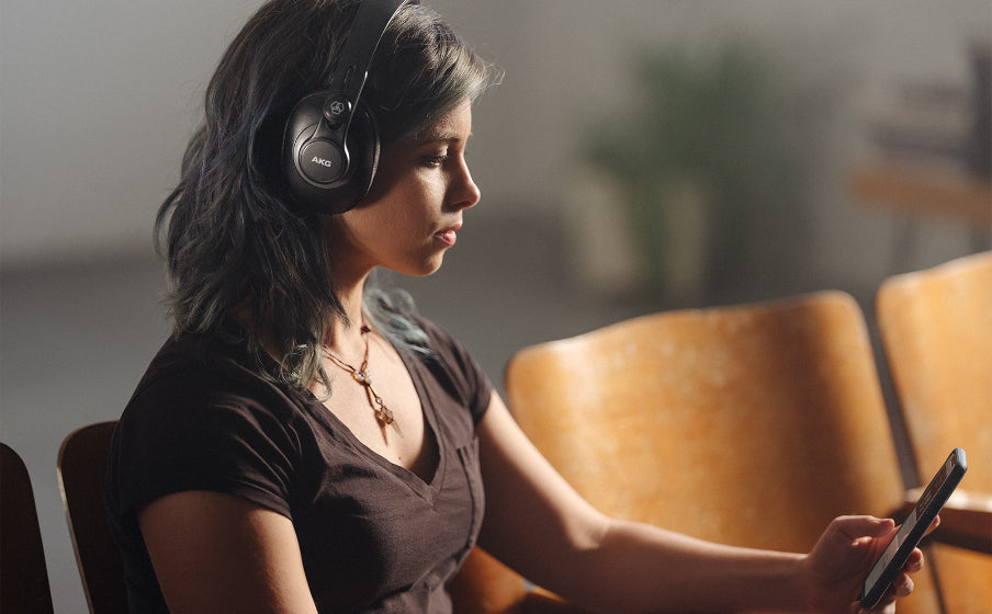 AKG K371-BT Over-Ear, Closed-Back Foldable Studio Headphones With Bluetooth