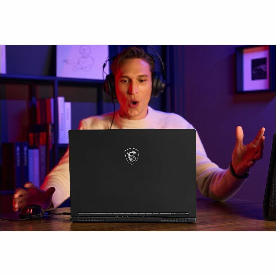 MSI Stealth A16 AI+ Stealth A16 AI+ A3XWJG-074US 16