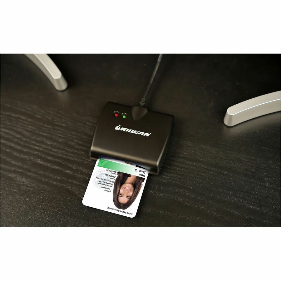 IOGERA USB Common Access Card Reader (TAA compliant)