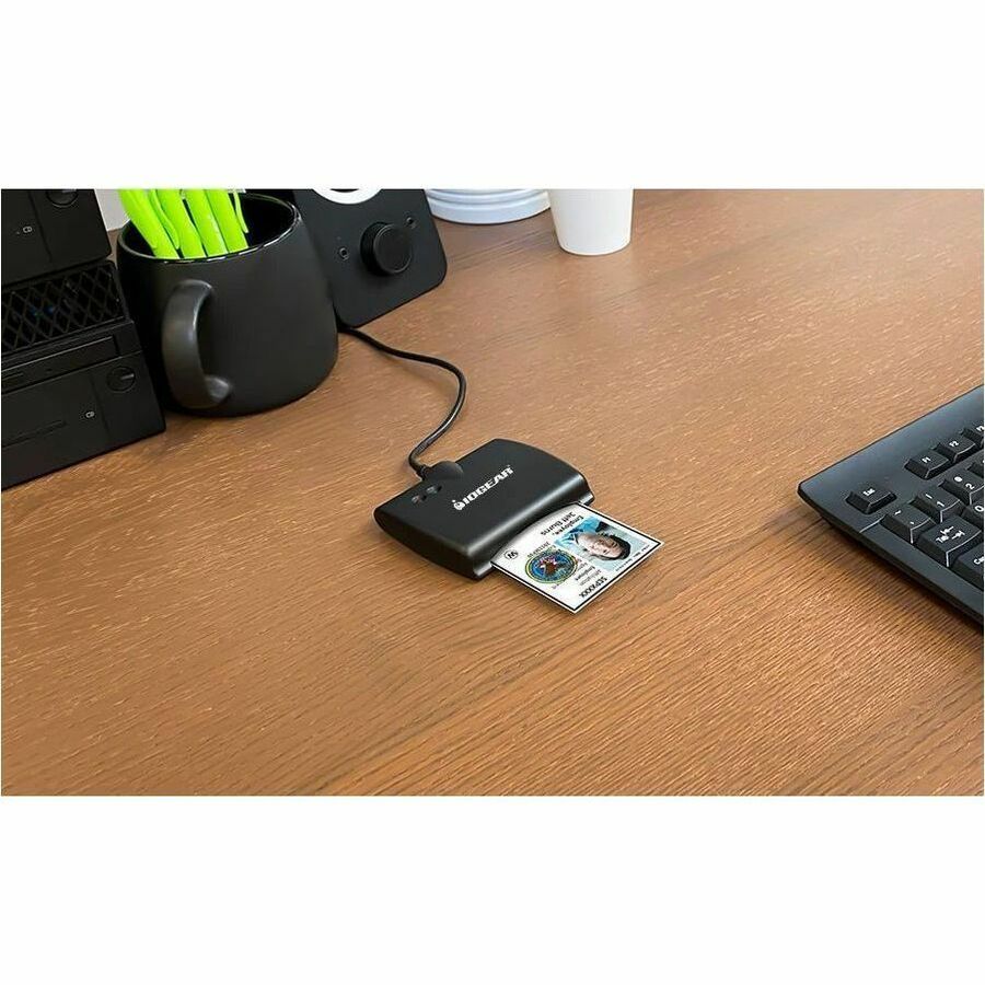IOGERA USB Common Access Card Reader (TAA compliant)