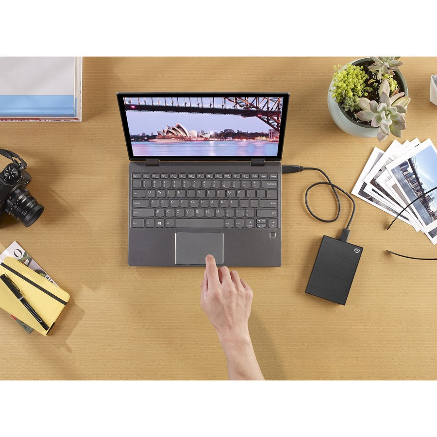 Seagate One Touch STKY1000400 1 TB Portable Hard Drive - 2.5