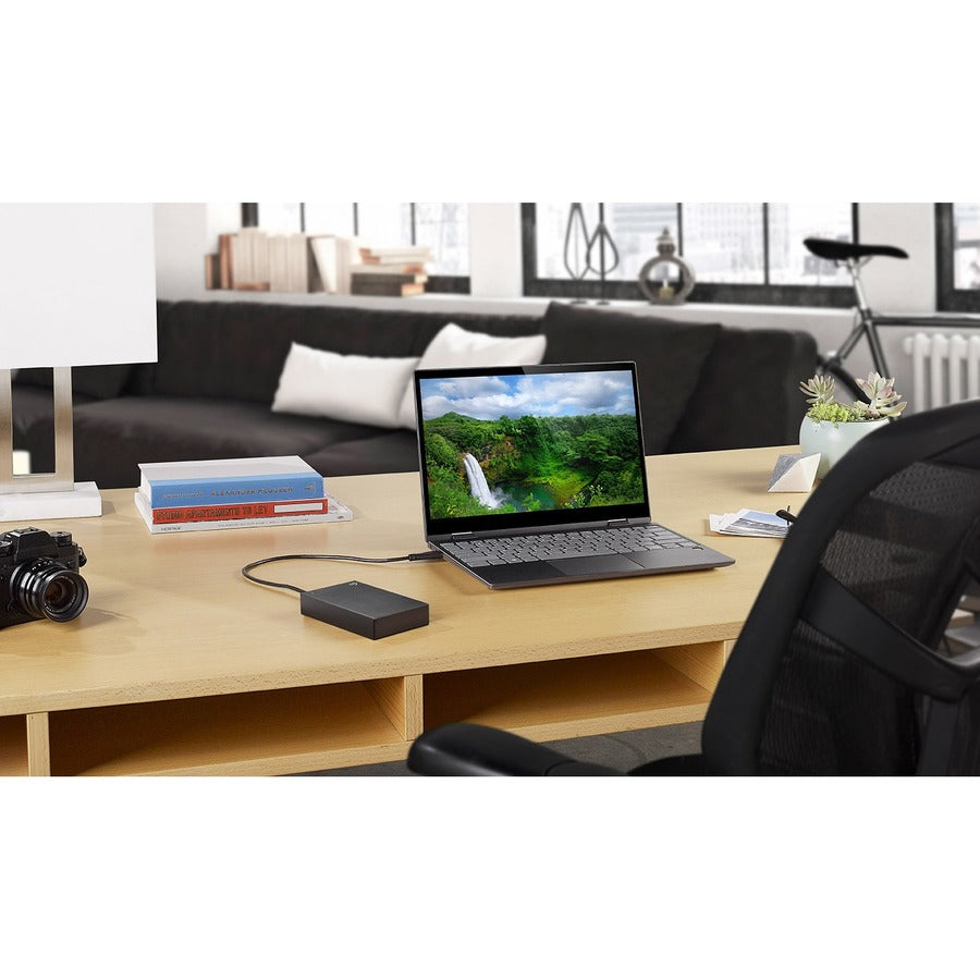 Seagate One Touch STKY2000400 2 TB Portable Hard Drive - 2.5