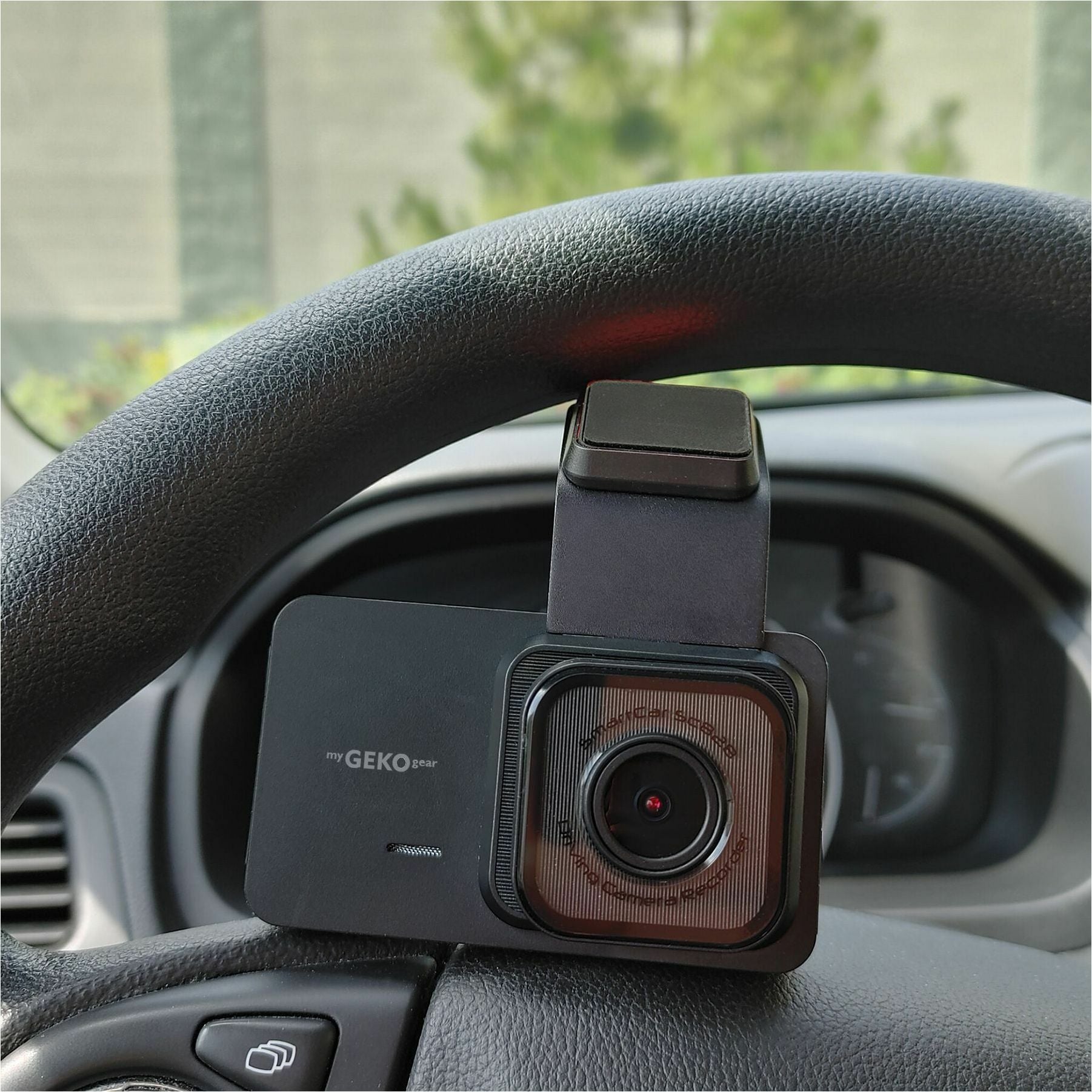 GekoGear Orbit 1120 1080P HD Dash Cam